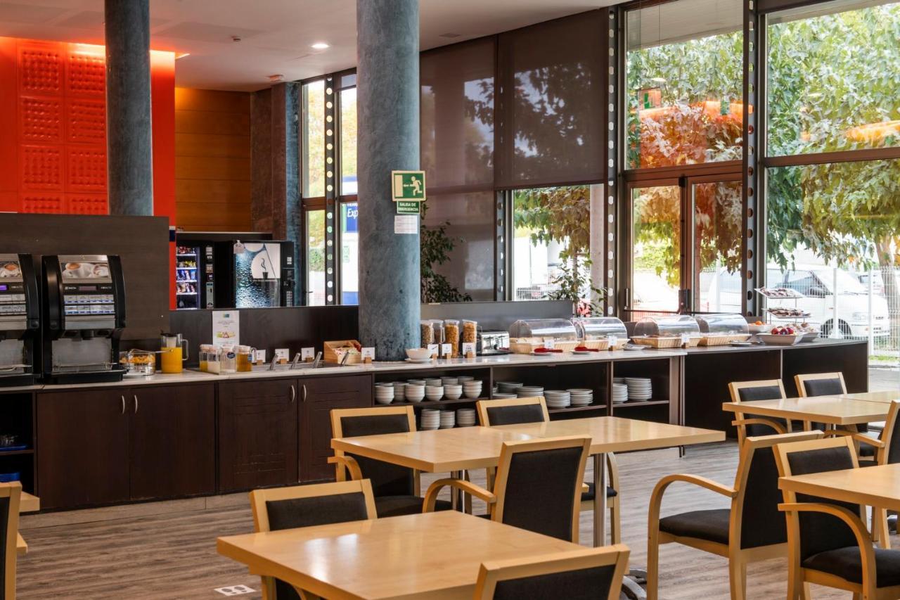 Express By Ihg Hotel