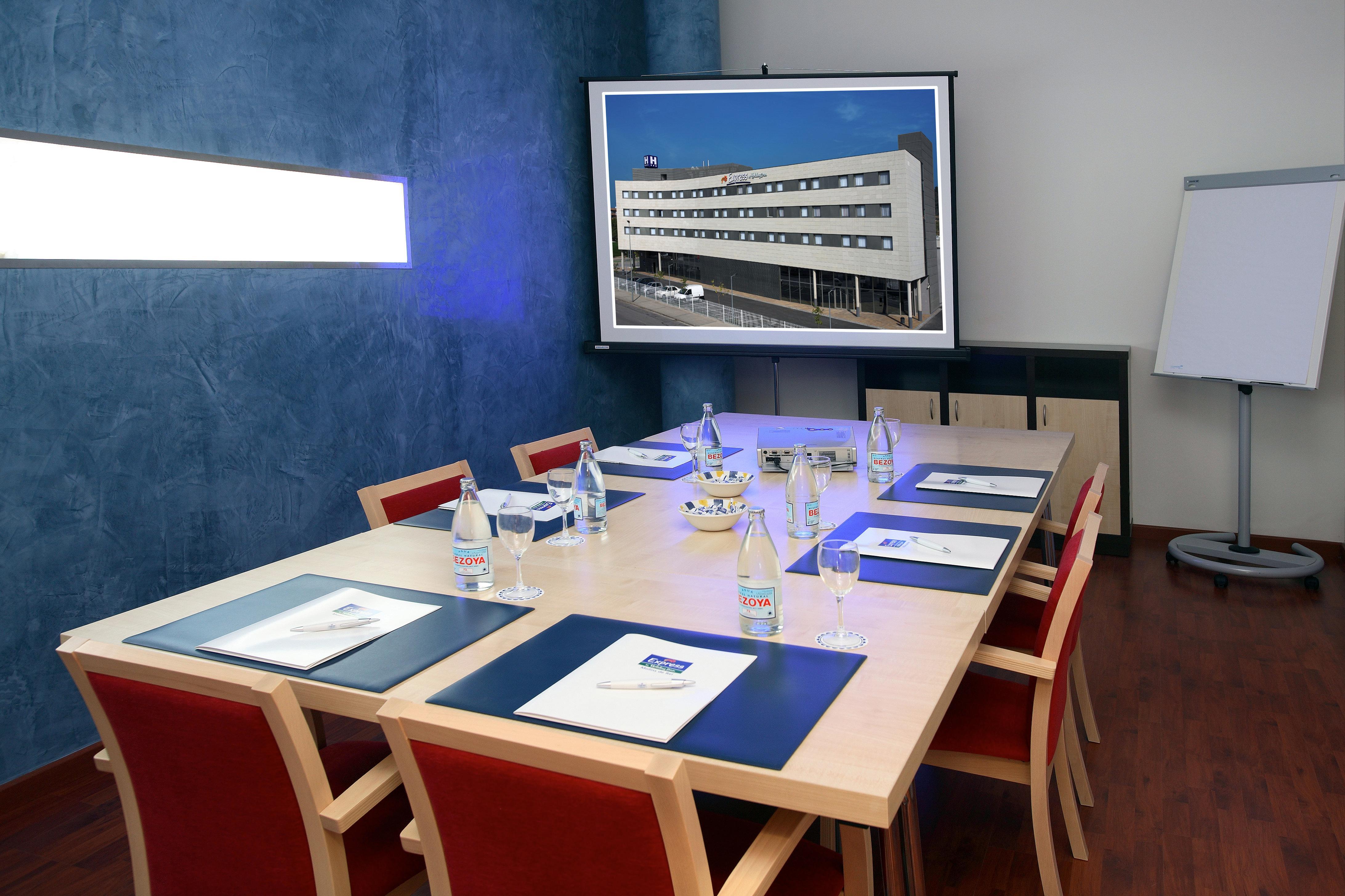 Express By Ihg Hotel Molins de Rei